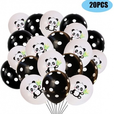 Balões negros e brancos com padrão de bolinhas e pandas a comer bambu