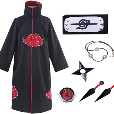 Casaco preto com padrão vermelho e acessórios temáticos negras e vermelhos