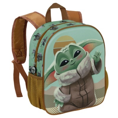 Mochila infantil Baby Yoda com alças castanhas e imagem colorida na frente