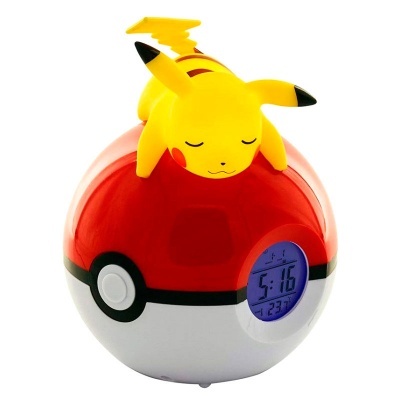 Relógio digital Pokébola com Pikachu em cima