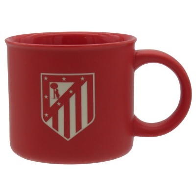 Caneca vermelha com logotipo do Atlético de Madrid em branco