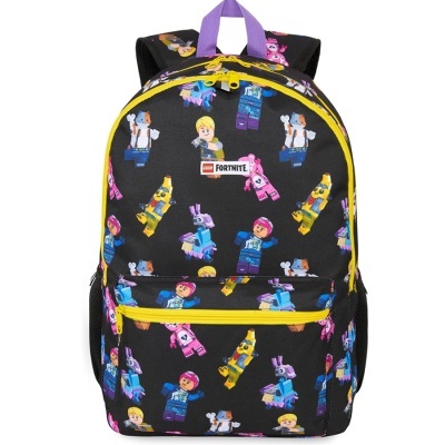 Mochila preta com personagens LEGO Fortnite coloridos e fechos amarelos