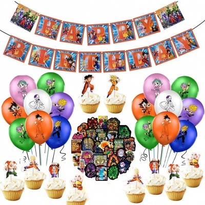 Decoração de aniversário com faixa, balões e cupcakes temáticos