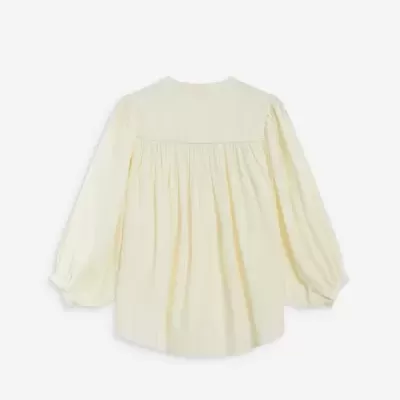 Blusa creme com mangas bufantes e franzidos