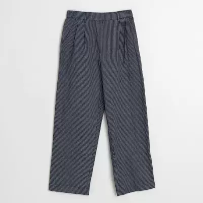 Calças compridas riscas azul e branco com elástico na cintura