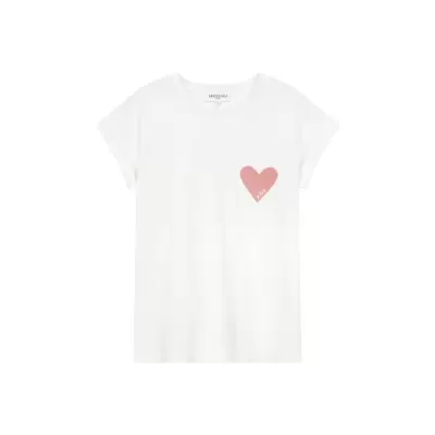 T-shirt branca com coração cor-de-rosa e texto KISS no peito