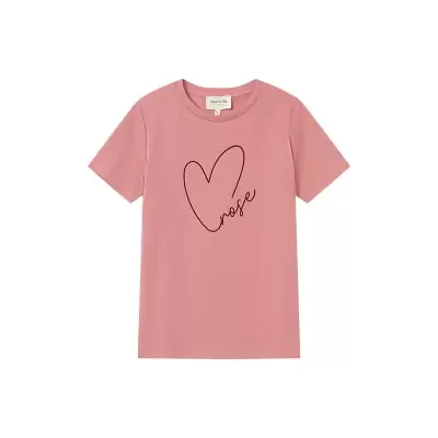 T-shirt rosa com coração e a palavra 'rose'