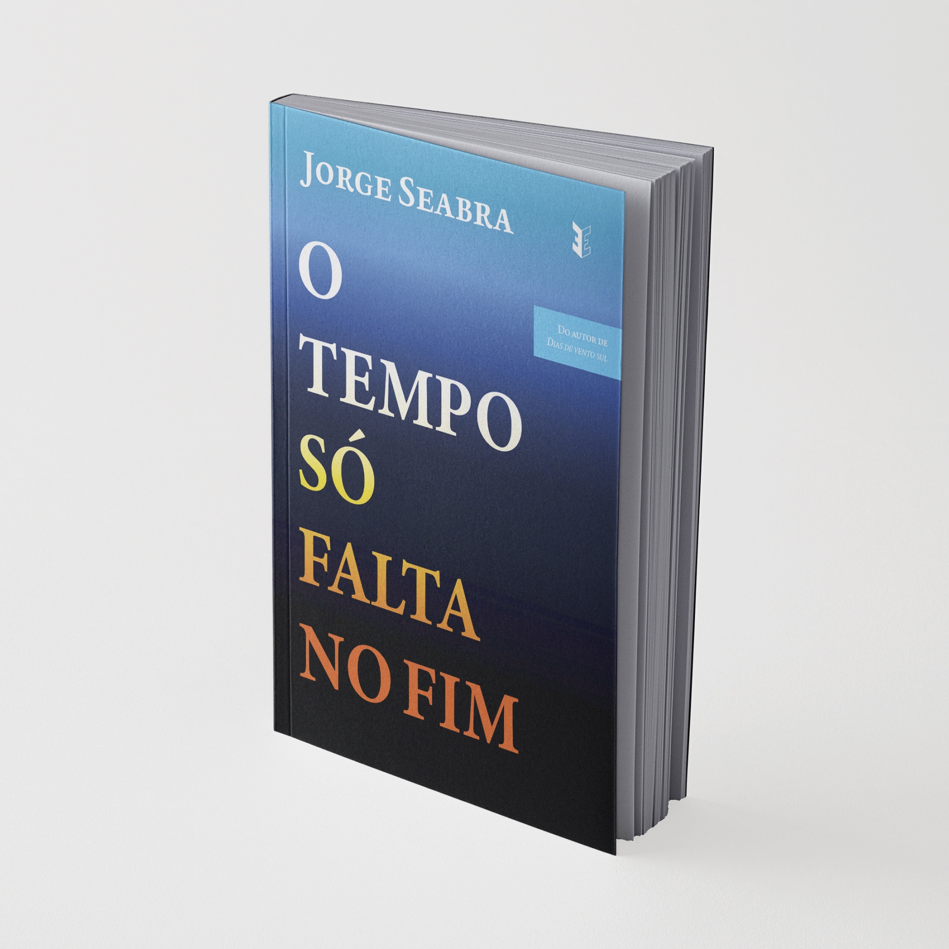 Livro de capa azul a preto com título O TEMPO SÓ FALTA NO FIM de Jorge Seabra