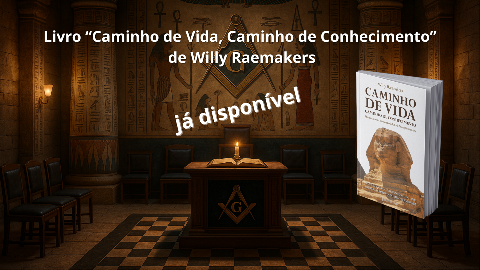 Livro 'Caminho de Vida' exposto em sala decorada com hieróglifos e mesa central iluminada