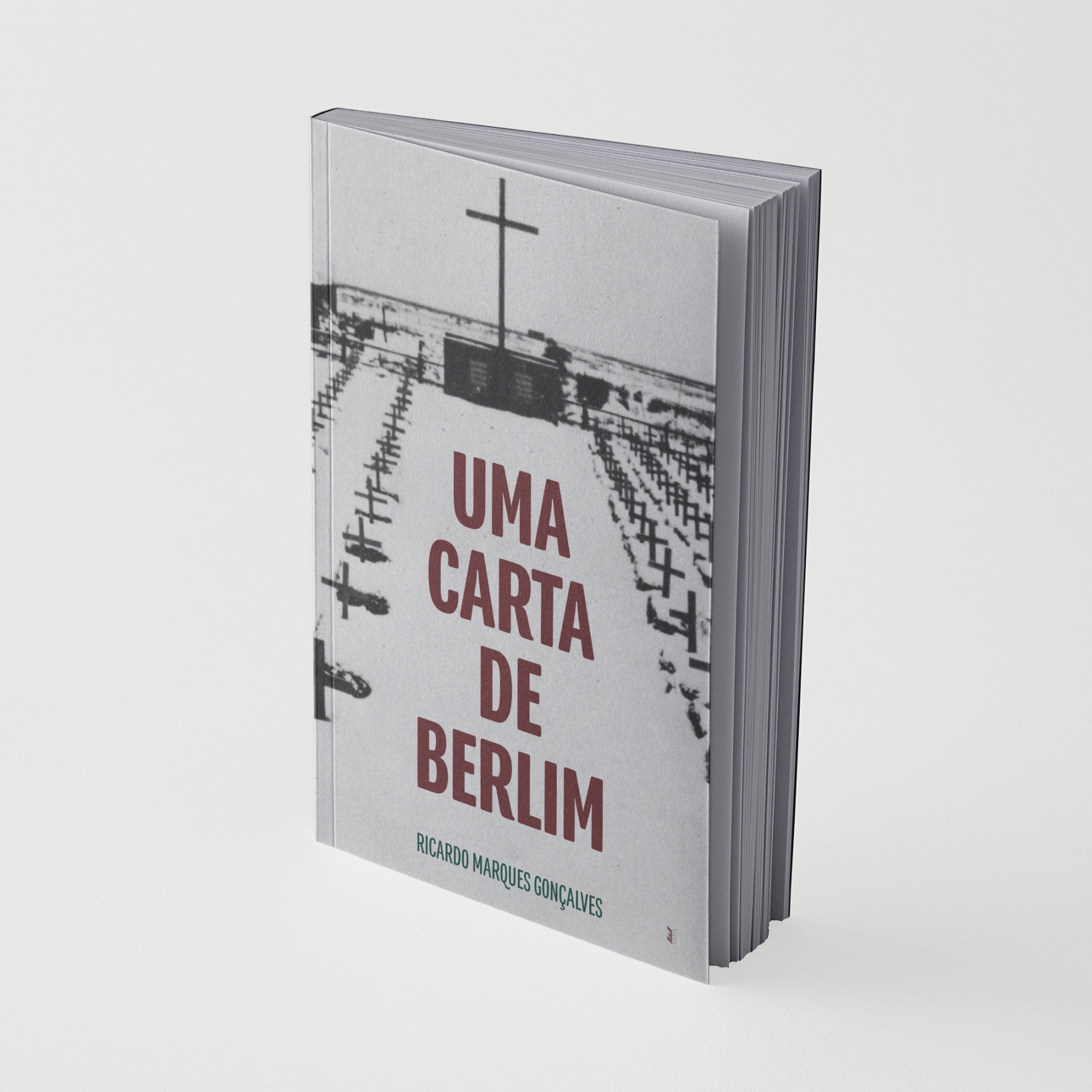 Livro com capa cinza, imagem de cemitério e texto UMA CARTA DE BERLIM