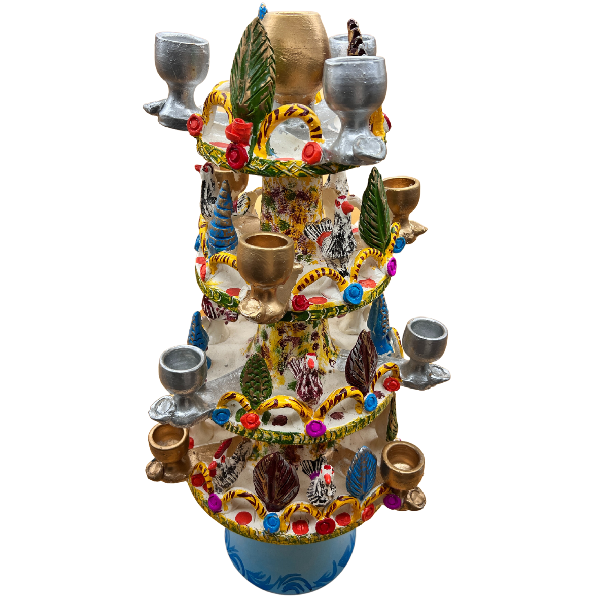 Castiçal de cerâmica colorido com flores, folhas e vasos metálicos