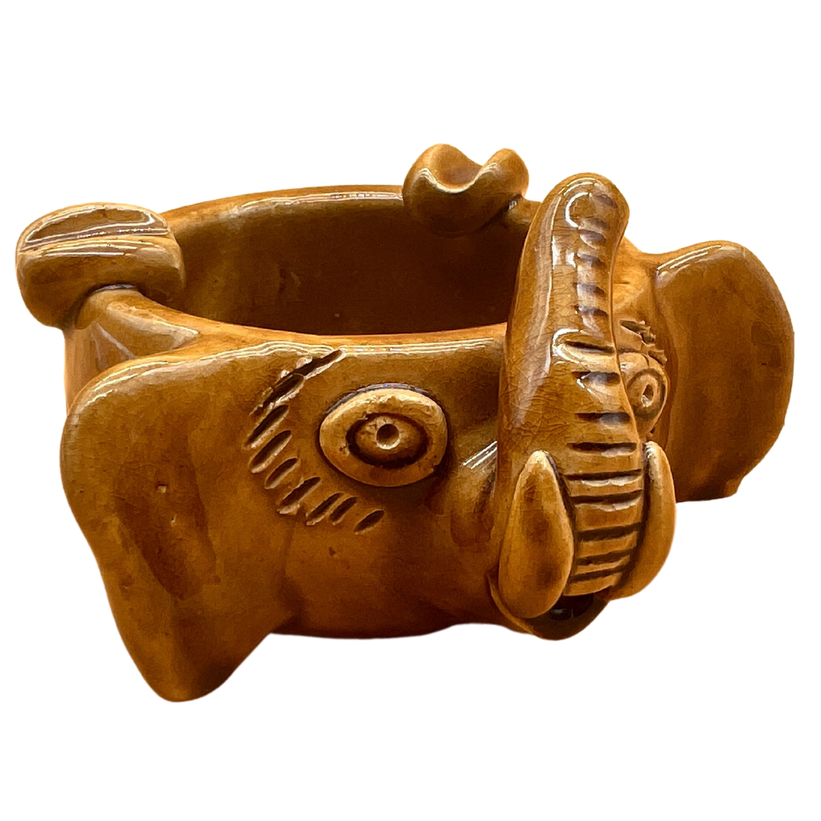 Cinzeiro em cerâmica castanha em forma de elefante