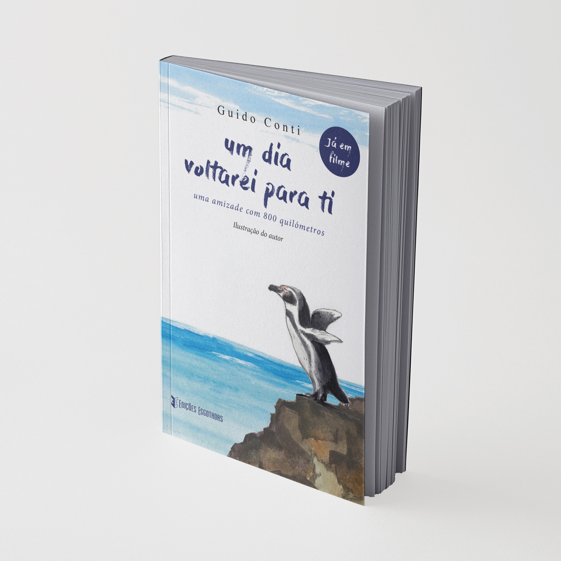 Capa de livro com pinguim, mar azul, texto e selo azul