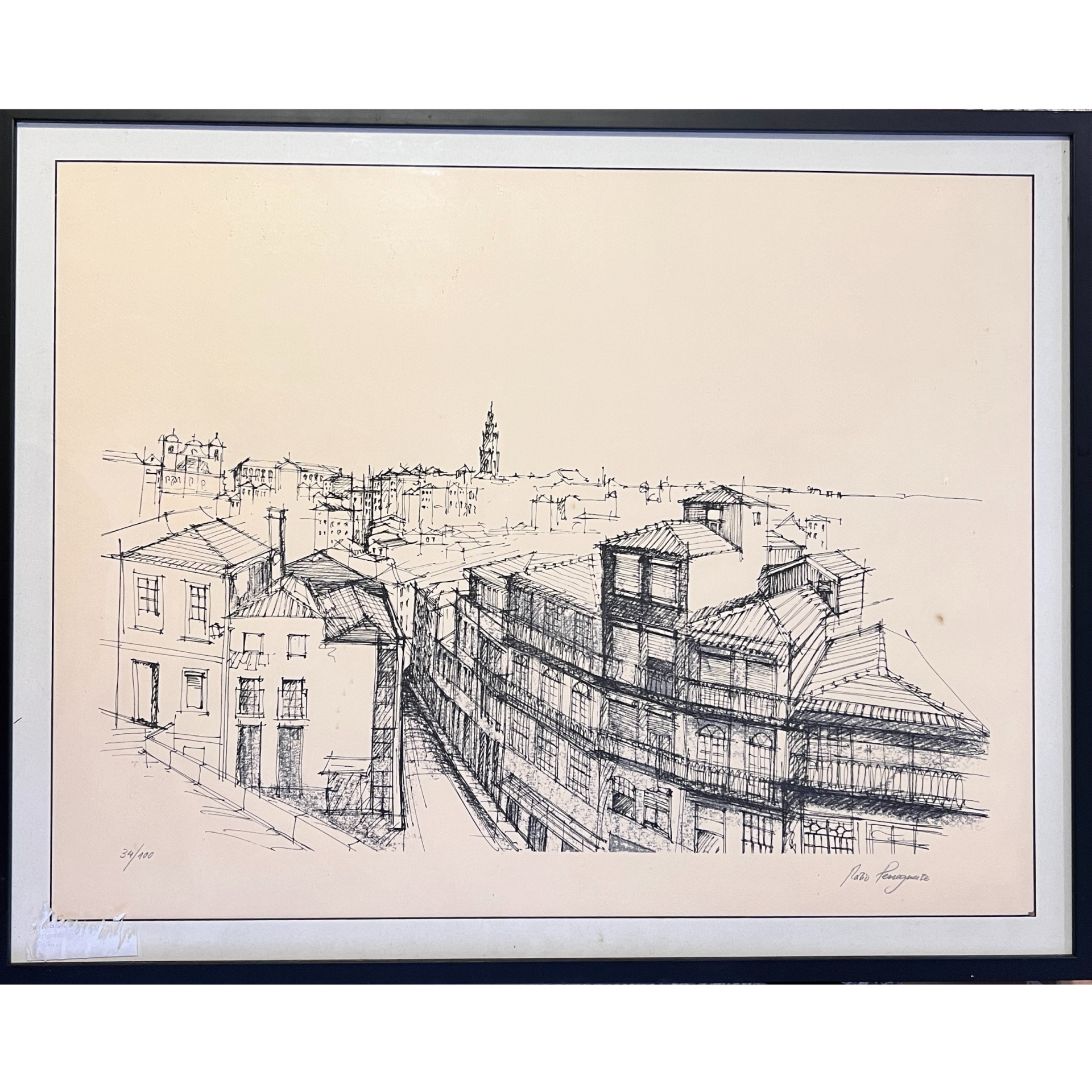 Desenho a tinta preta de paisagem urbana com edifícios em papel creme