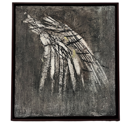 quadro abstrato em tons cinza, branco e preto com moldura escura