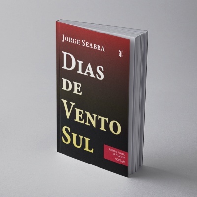 Livro DIAS DE VENTO SUL de Jorge Seabra com capa preta, vermelha e amarela.