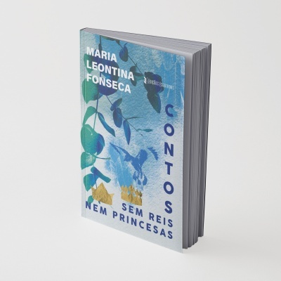 Livro com capa ilustrada em tons de azul e dourado com texto em branco e azul.