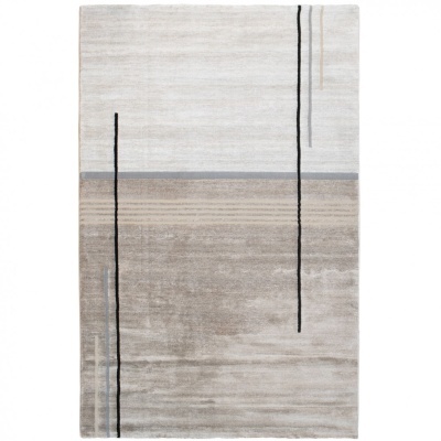 Tapete retangular cinza e bege com linhas verticais pretas e detalhes em cinza e bege