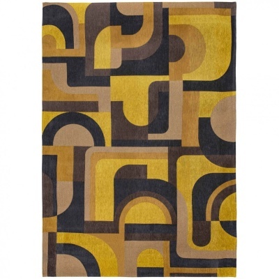 Tapete geométrico amarelo, castanho, bege e preto