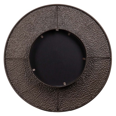 Relógio de parede redondo em tom castanho escuro com acabamento texturizado