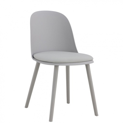Cadeira cinzenta com assento estofado e pernas metálicas