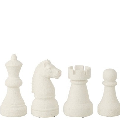 Peças de xadrez brancas texturizadas em fundo branco.