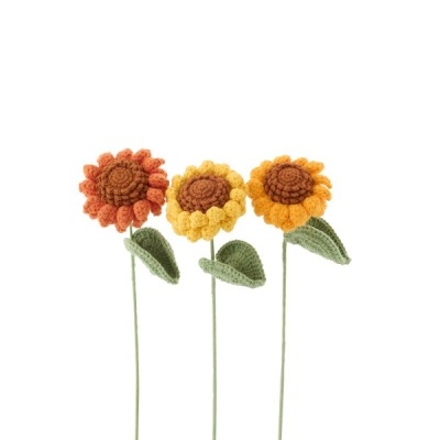 Flores de girassol de crochet em três cores diferentes