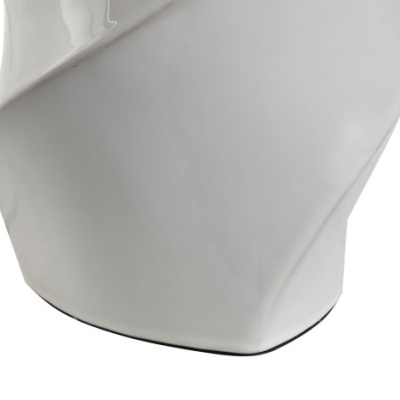 Base de vaso decorativo branco com formas geométricas