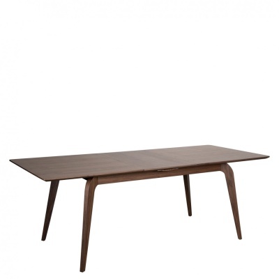 Mesa de jantar retangular em madeira escura com pernas inclinadas