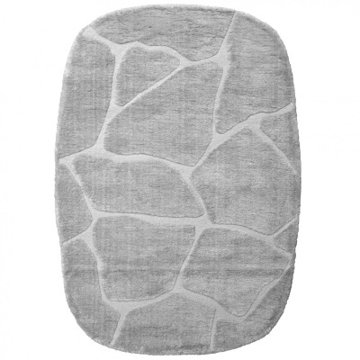 Tapete cinzento oval com padrão abstrato em relevo