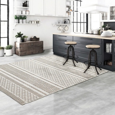 tapete bege com padrão geométrico numa cozinha moderna cinzenta e branca