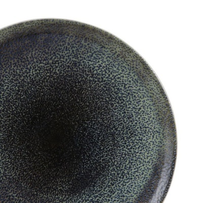 Prato redondo com padrão texturizado azul e cinzento