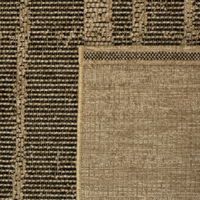 Tapete ou tecido em padrão xadrez castanho e bege com textura visível