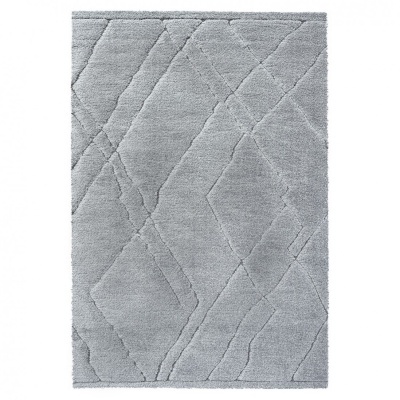 Tapete cinza com padrão geométrico em relevo