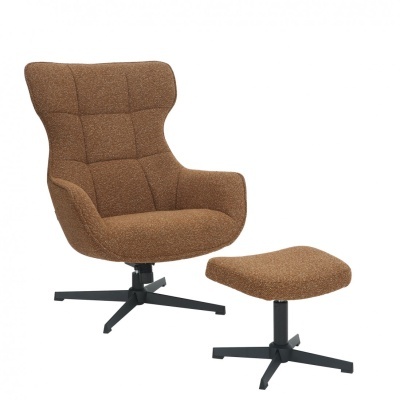 Cadeira de descanso castanha com apoio para os pés e base metálica preta