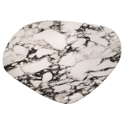 Tapete de chão com padrão mármore branco e preto