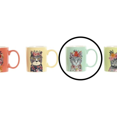 Quatro canecas de cerâmica coloridas com ilustrações de animais e flores