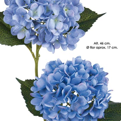 Duas flores artificiais azuis de hortênsia com folhas verdes