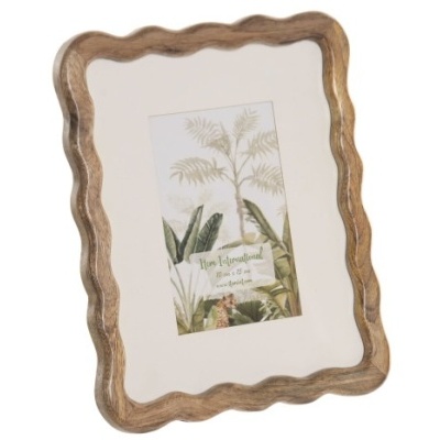 Moldura de fotos de madeira com design ondulado e imagem decorativa