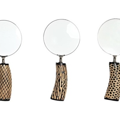 Três lupas com pegas de padrão animal em diferentes desenhos