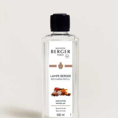 Frasco transparente com líquido e rótulo branco de recarga para lâmpada perfumada Maison Berger Paris