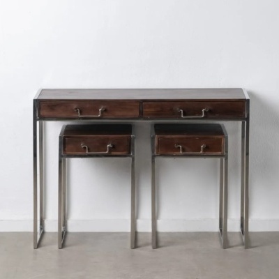 Conjunto de secretária e mesas auxiliares em madeira escura com estrutura metálica prateada