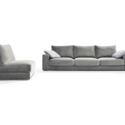 Conjunto de sofás modulares cinzentos em tecido com almofadas