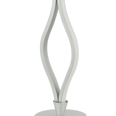 Escultura decorativa prateada em forma de espiral com base redonda