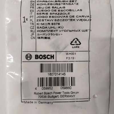 Embalagem branca com etiqueta do conjunto de escovas de carbono Bosch