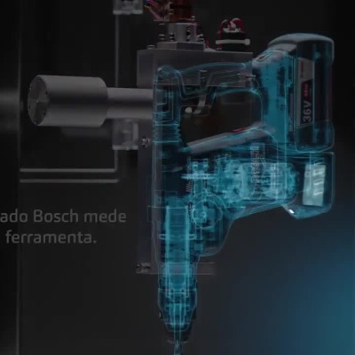 Demonstração da tecnologia KickBack Control em ferramenta Bosch com comparação e vista interna