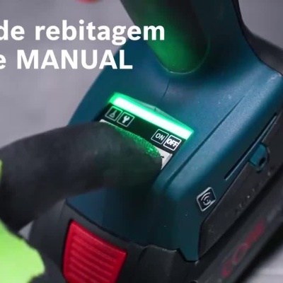Ferramenta Bosch para rebitar com modos automático e manual e rebites cegos de 3 a 6,4 mm.