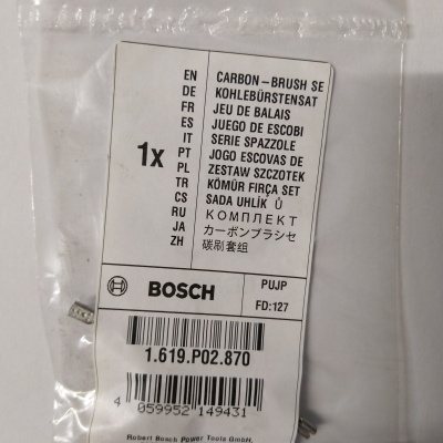 Embalagem plástica transparente com etiqueta da BOSCH para conjunto de escovas de carvão