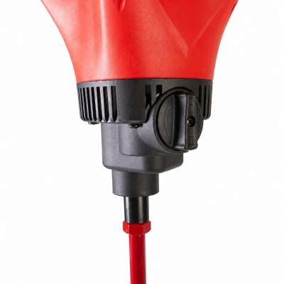 Ferramenta elétrica vermelha com botão preto e cabo vermelho
