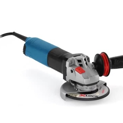 Ferramenta Bosch azul e preta com disco de corte, vista em vários ângulos